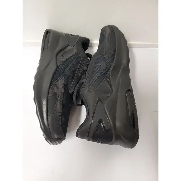 Nike Mens' Air Max Bolt Sneakers, Black Size 10 Medium
